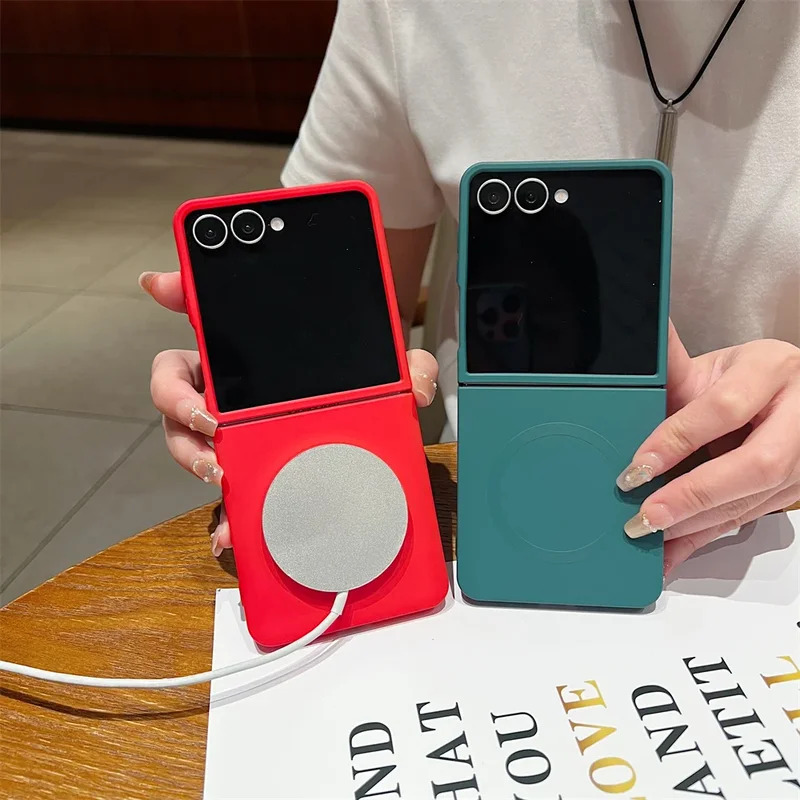 Liquid Silicone Magnetic Phone Case - Coque de téléphone magnétique souple en